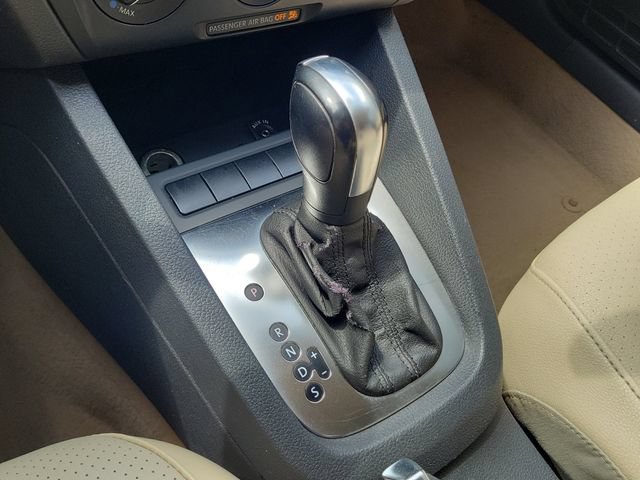 Used 2011 Volkswagen Jetta SE FWD image 27