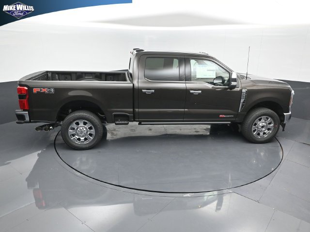 Used 2025 Ford F250 King Ranch w/ Chrome Package AWD/4WD image 16