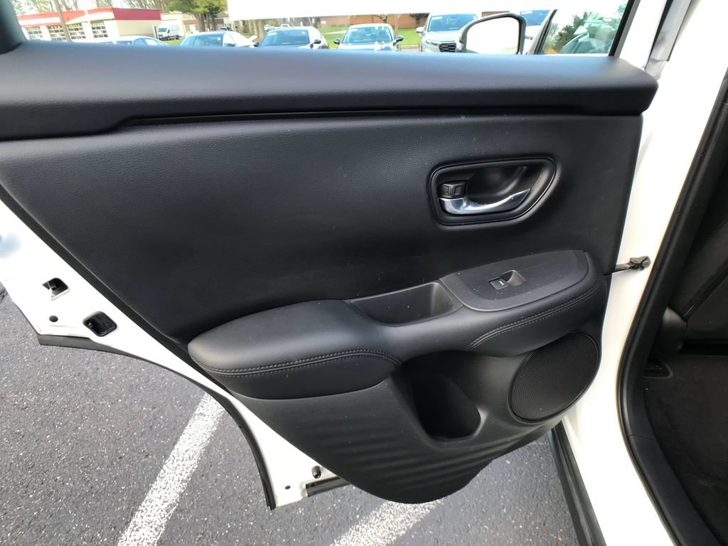 Certified 2023 Honda HR-V LX image 27