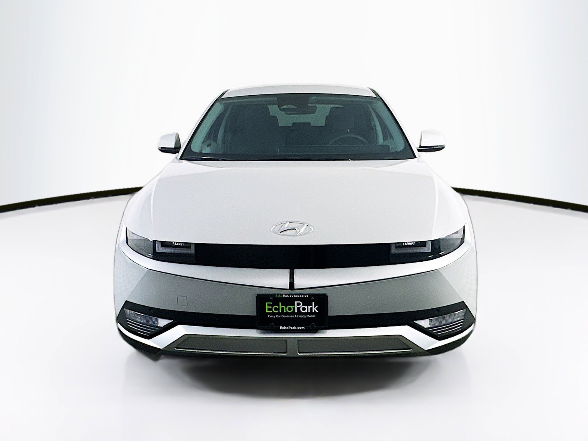 Used 2024 Hyundai Ioniq 5 SEL image 2