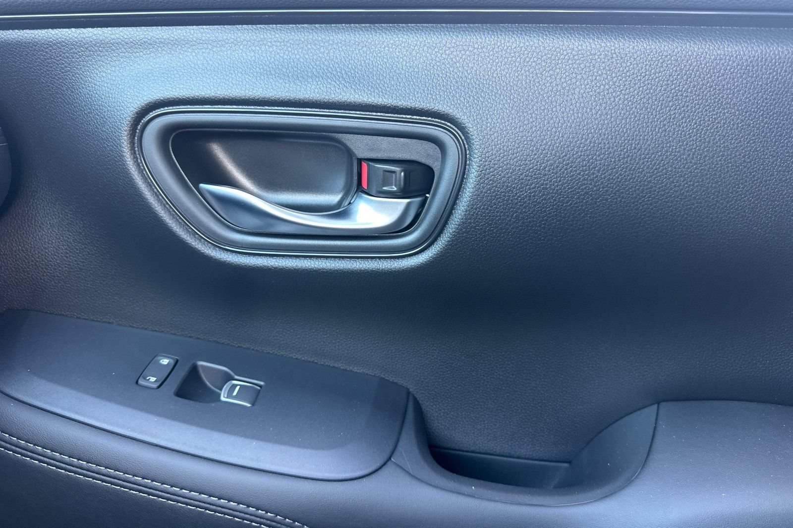 Certified 2026 Honda HR-V EX-L image 41