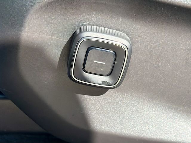 Used 2025 Volvo EX90 Ultra image 24