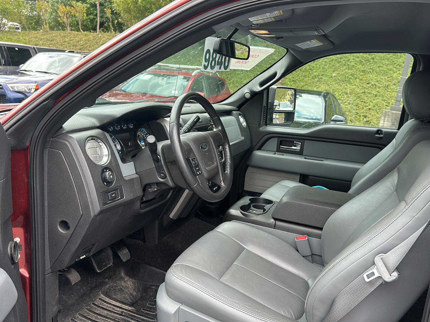 Used 2014 Ford F150 XLT w/ Equipment Group 302A Luxury AWD/4WD image 9