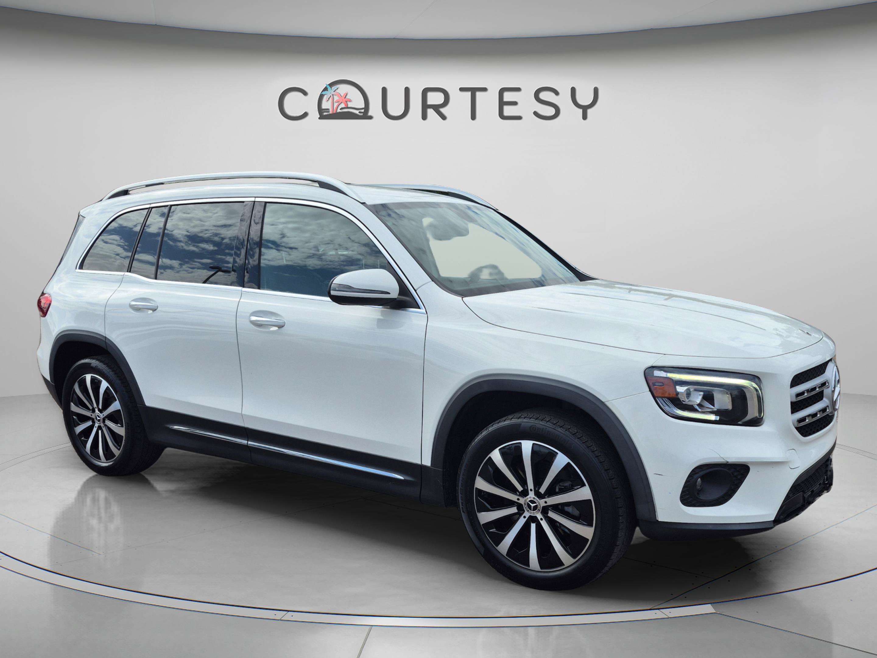 Used 2022 Mercedes-Benz GLB 250 image 9