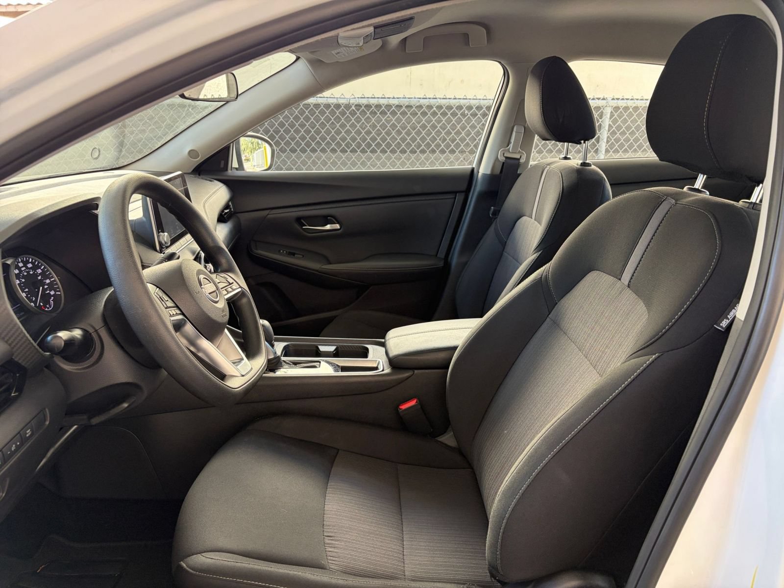 Used 2025 Nissan Sentra SV FWD image 26