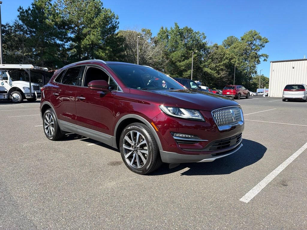 Used 2019 Lincoln MKC Reserve w/ MKC Climate Package AWD/4WD image 4
