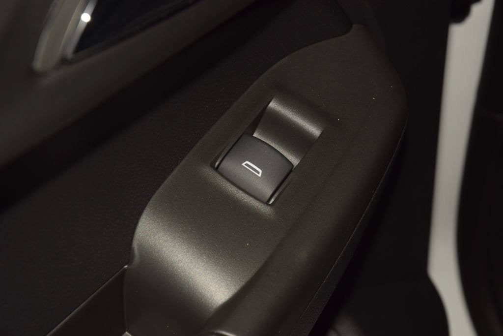 New 2026 Chevrolet TrailBlazer LT w/ Convenience Package FWD image 44