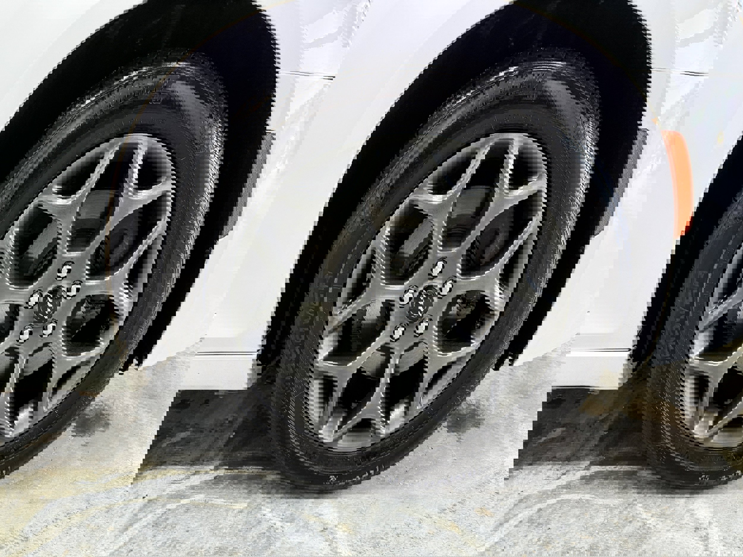 Used 2018 Chrysler 300 S image 30