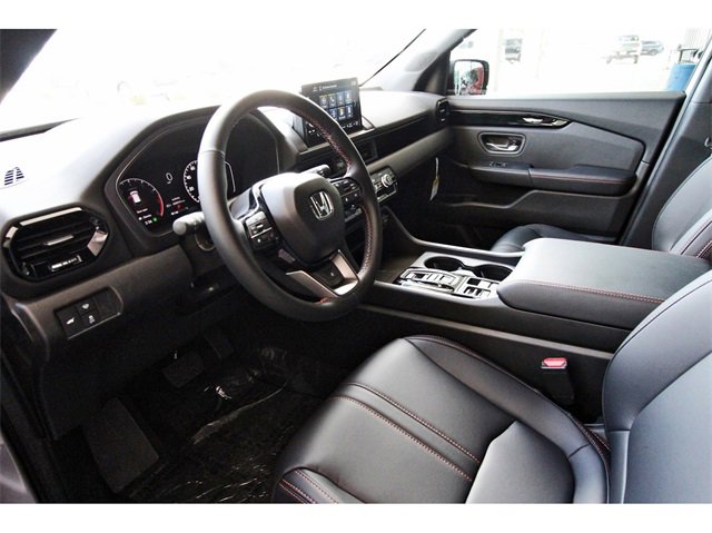 New 2025 Honda Pilot TrailSport image 14