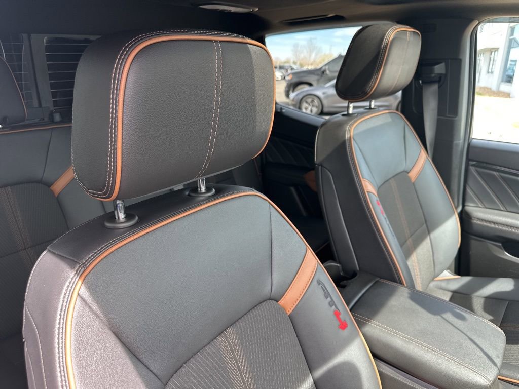 Used 2023 GMC Canyon AT4 w/ Technology Package image 37