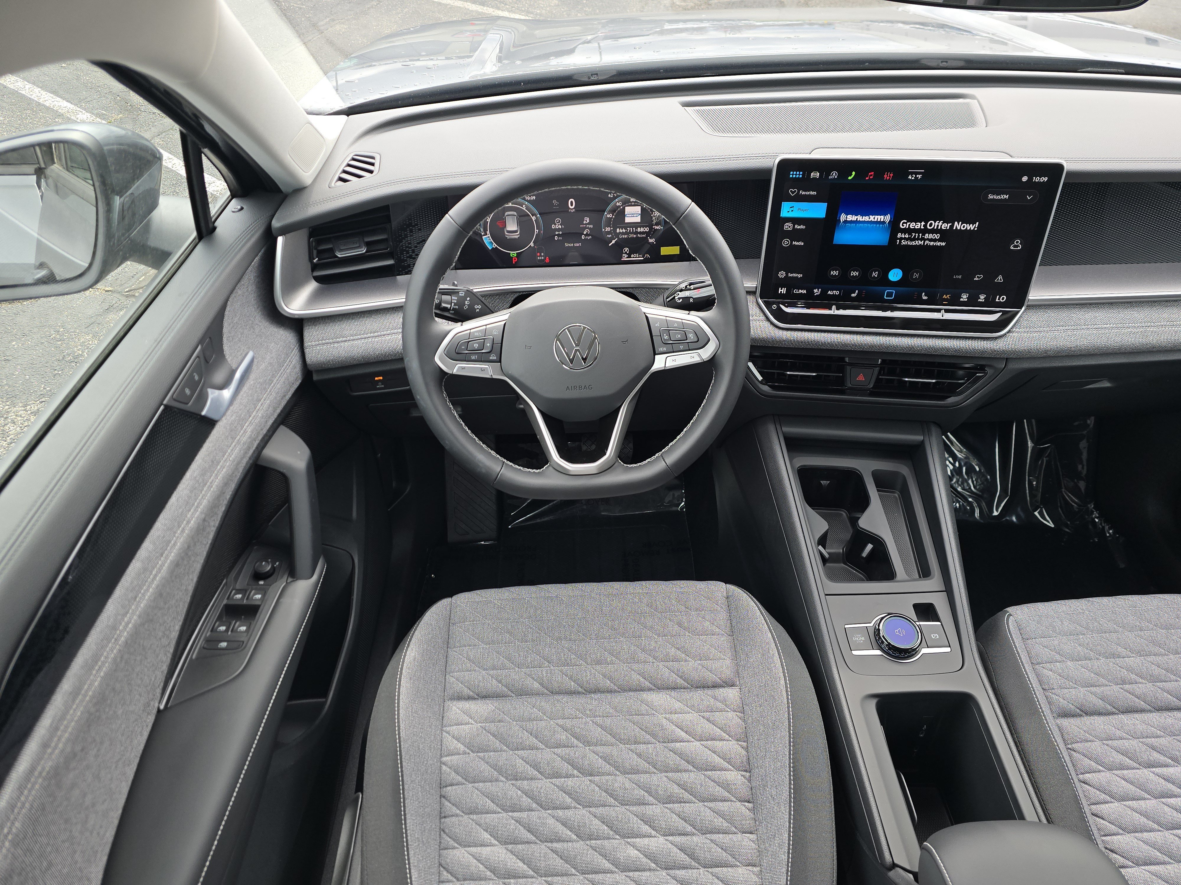 New 2026 Volkswagen Tiguan S AWD/4WD image 19