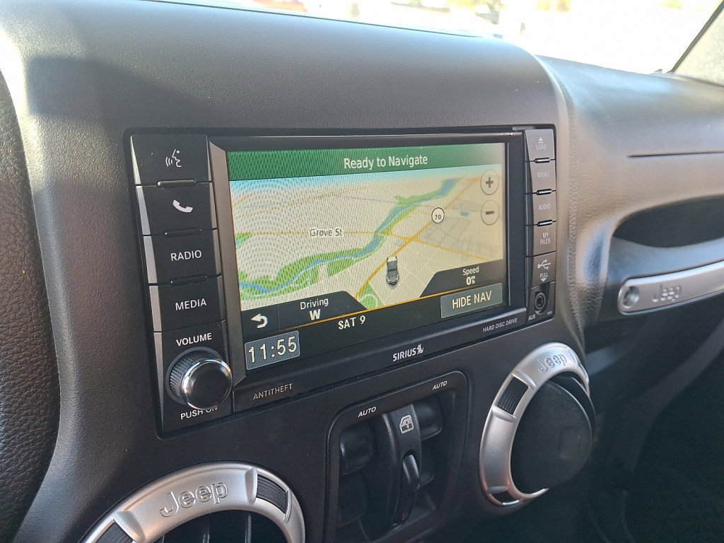 Used 2018 Jeep Wrangler Unlimited Rubicon w/ Cold Weather Group image 27