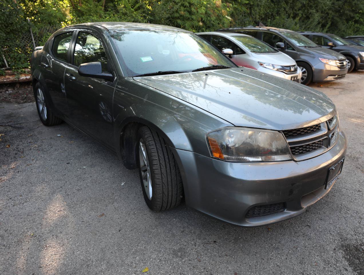 Used 2013 Dodge Avenger SE FWD image 4