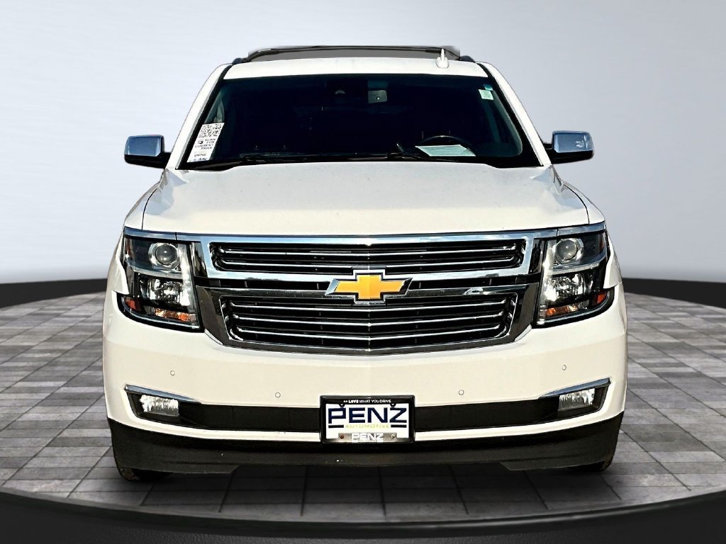 Used 2018 Chevrolet Suburban Premier AWD/4WD image 2