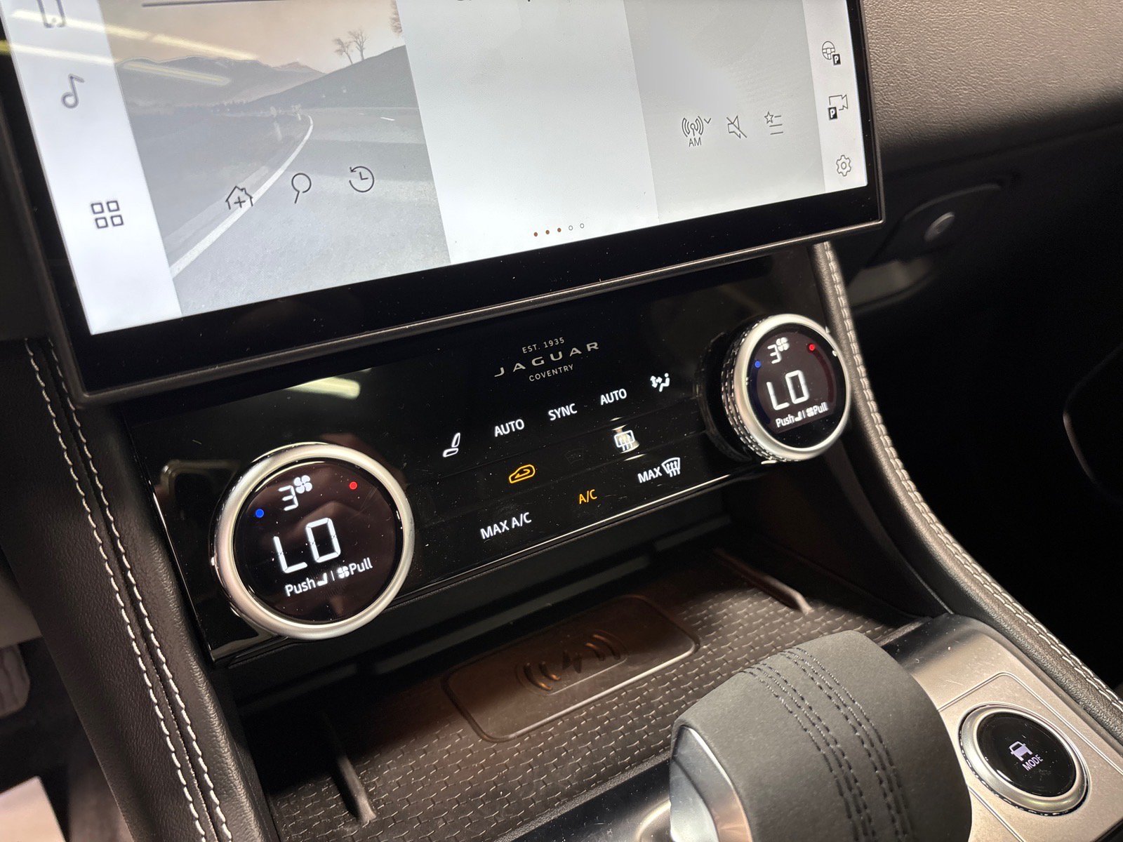 New 2026 Jaguar F-PACE R-Dynamic S AWD/4WD image 16