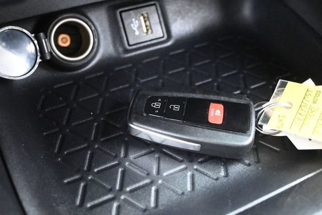 Certified 2025 Toyota RAV4 XLE AWD/4WD image 22