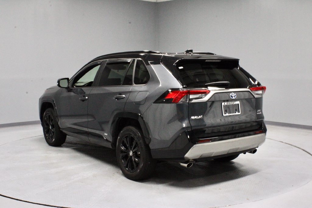 Used 2023 Toyota RAV4 XSE w/ XSE Grade Weather Package AWD/4WD image 8