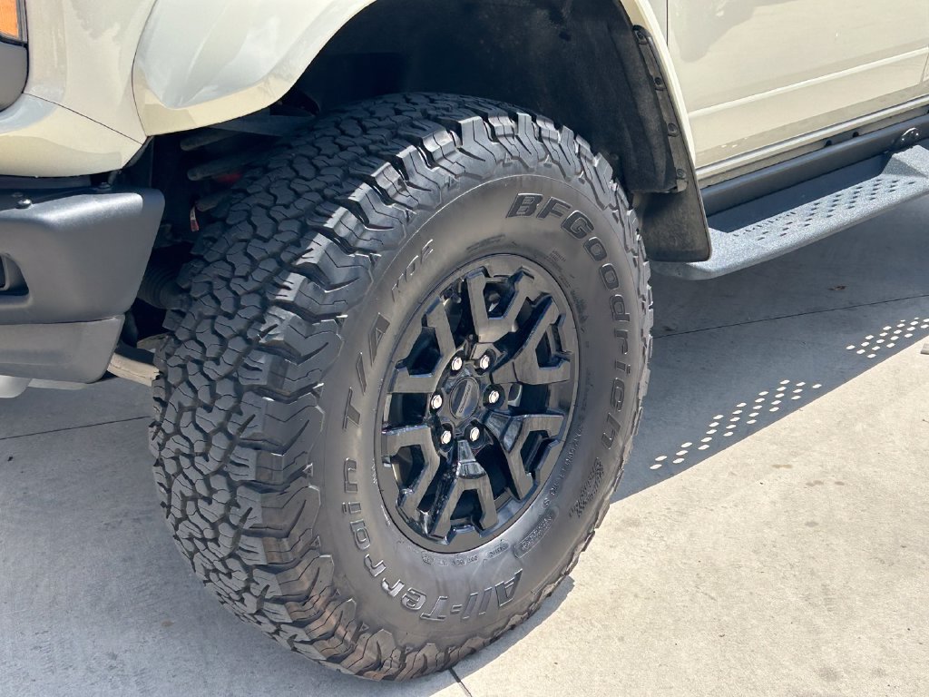 Used 2025 Ford Bronco Raptor AWD/4WD image 9