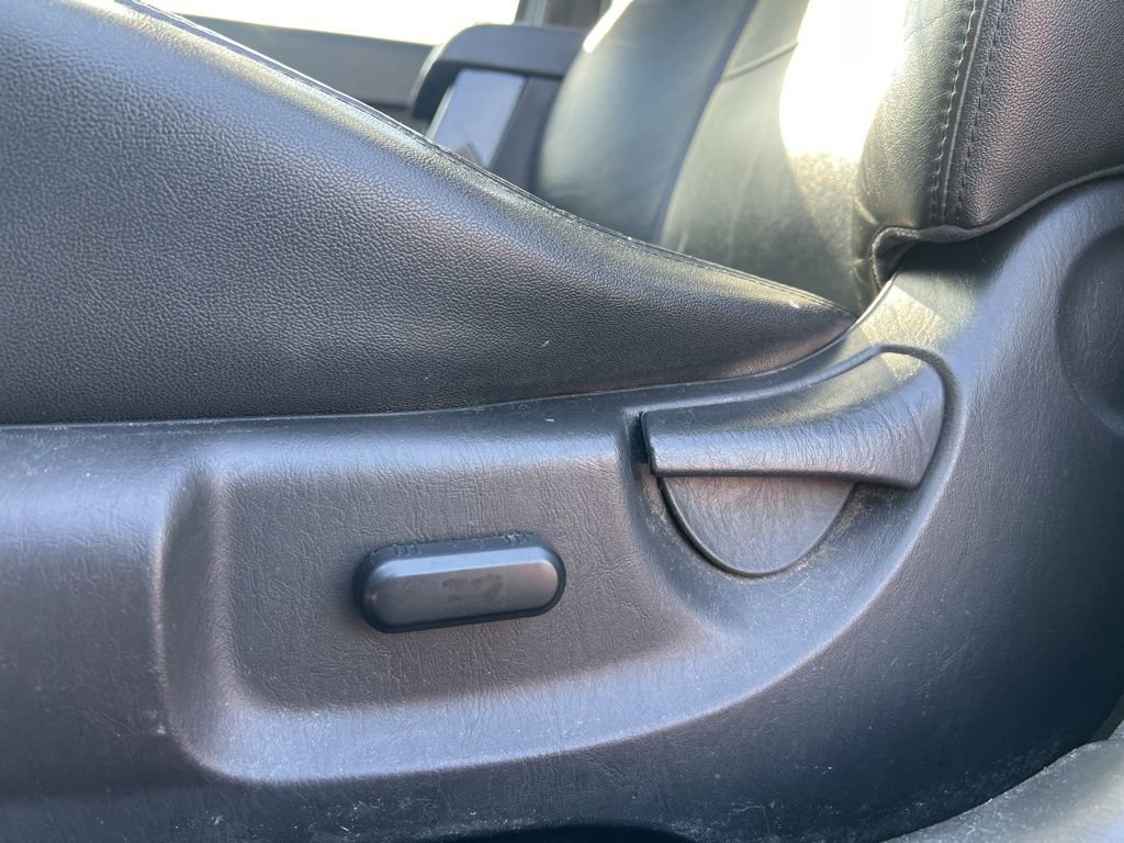 Used 2009 Ford Escape Limited AWD/4WD image 10