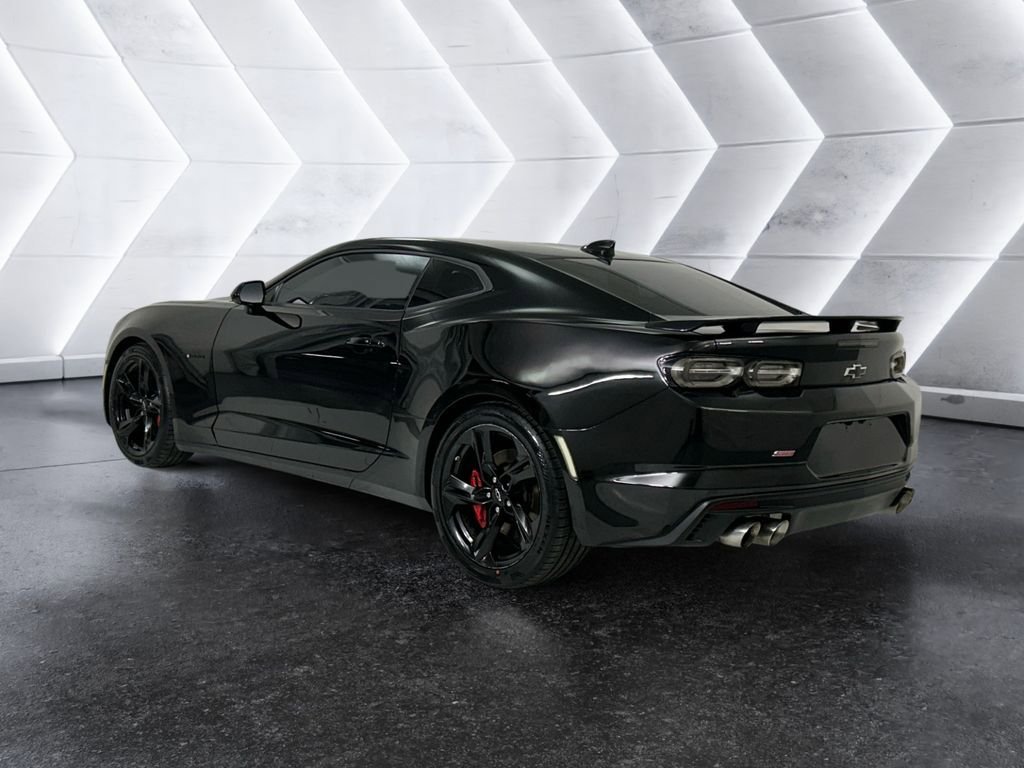 Used 2022 Chevrolet Camaro SS RWD image 6