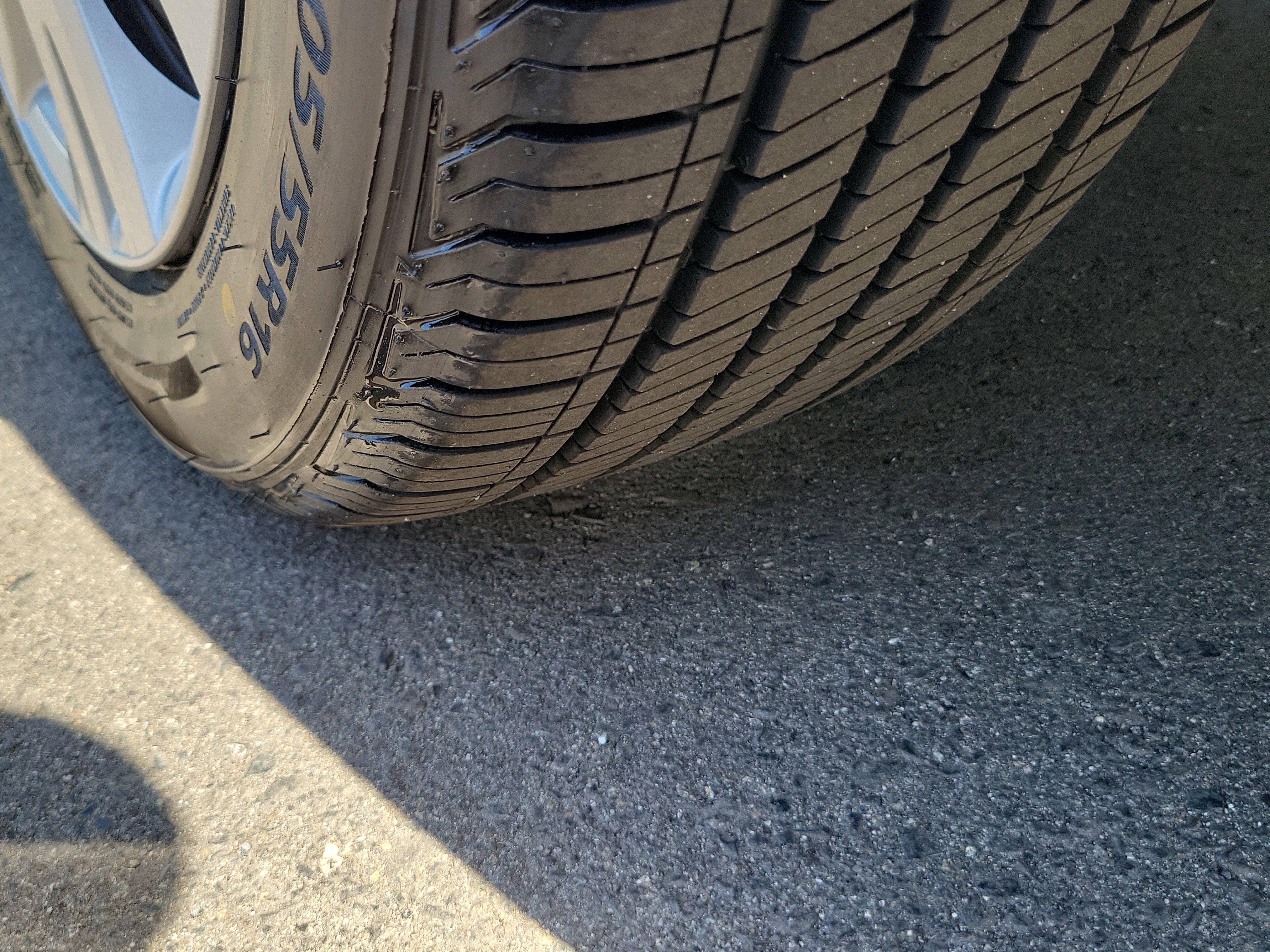 Used 2021 Toyota Corolla LE image 29