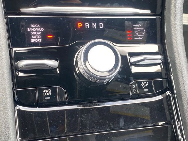 New 2025 Jeep Grand Cherokee Overland w/ Adv Protech Group III image 26