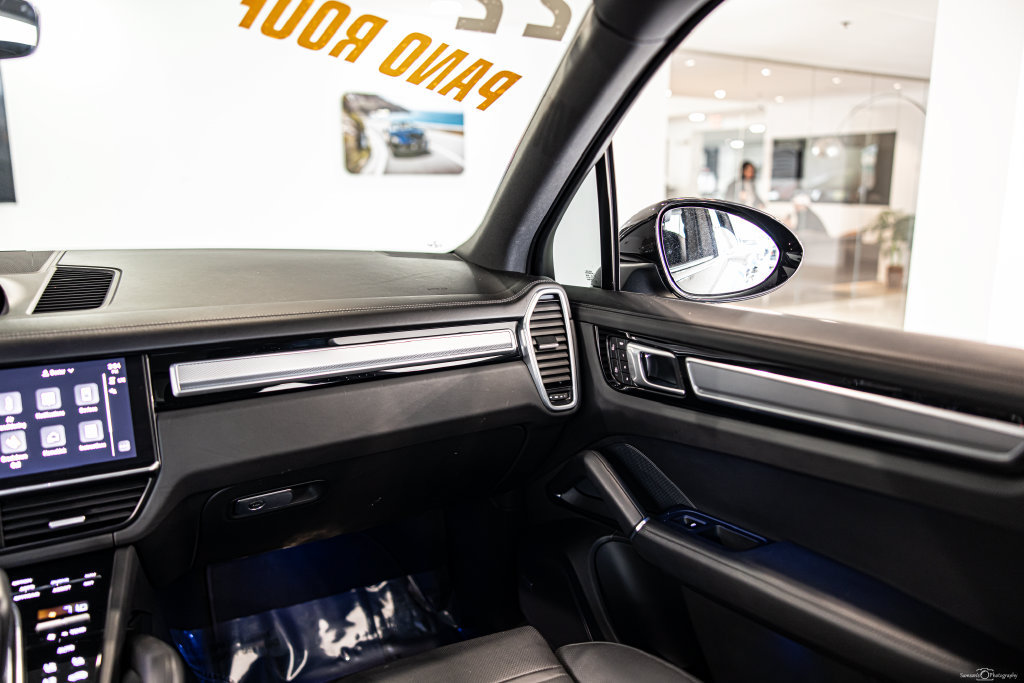 Used 2022 Porsche Cayenne S AWD/4WD image 42