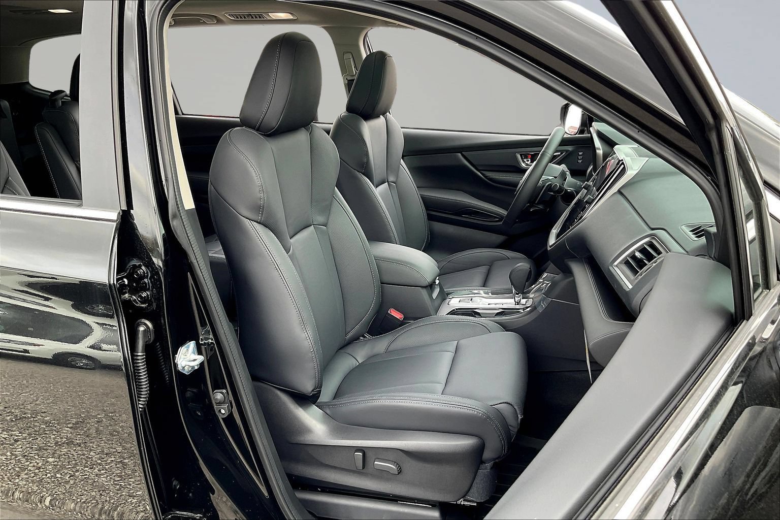 New 2026 Subaru Ascent Limited AWD/4WD image 21