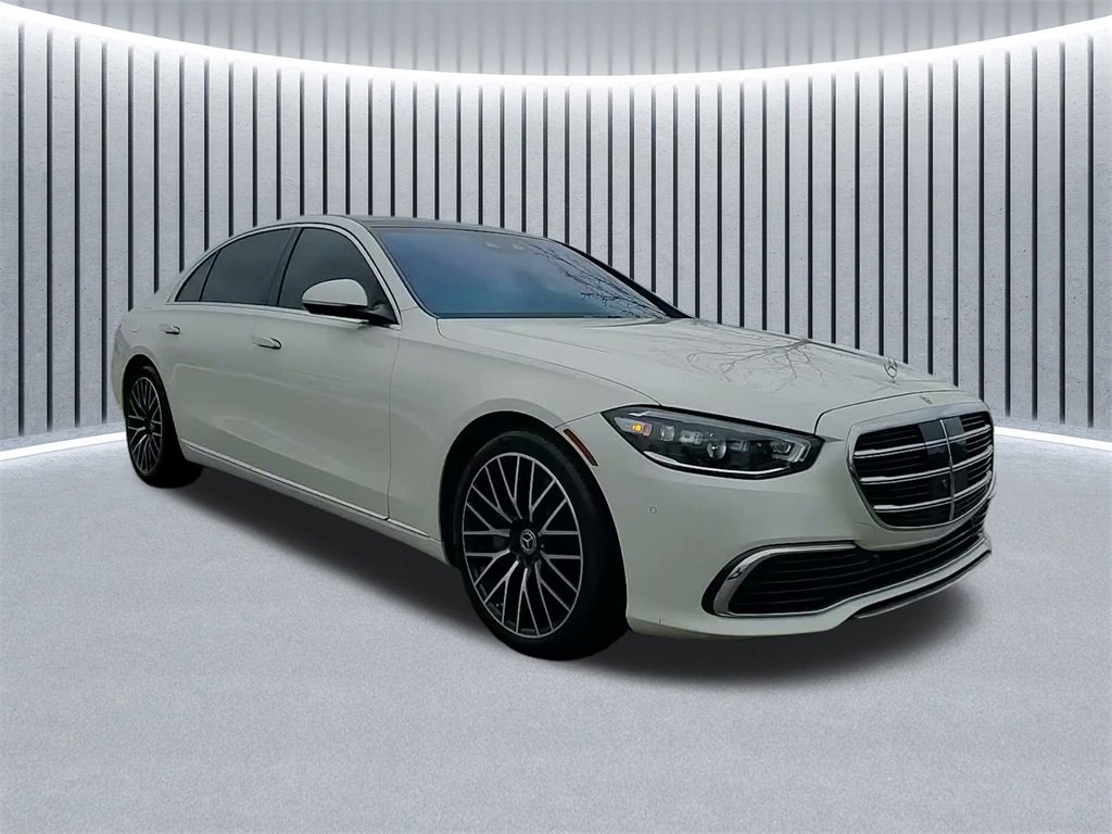 Used 2021 Mercedes-Benz S 580 4MATIC Sedan image 2