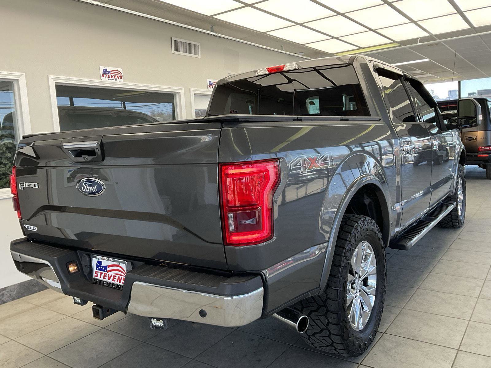 Used 2017 Ford F150 Lariat AWD/4WD image 6
