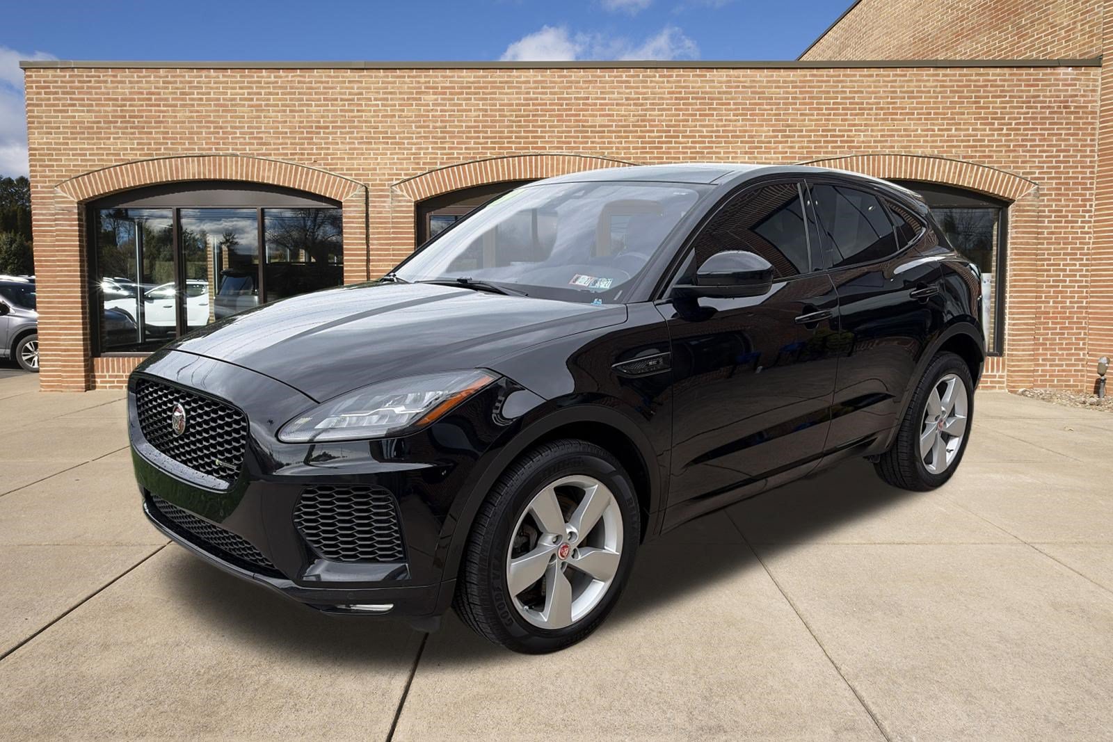 Used 2019 Jaguar E-PACE R-Dynamic SE AWD/4WD image 8