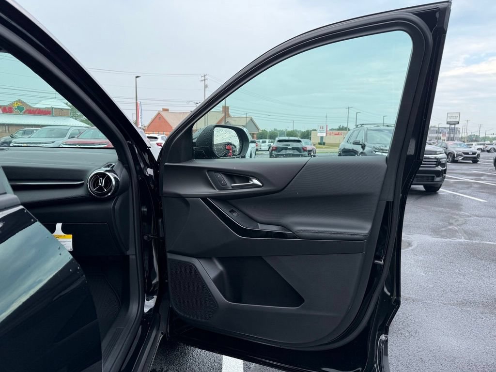 New 2027 Chevrolet Equinox LT w/ Safety and Technology Package AWD/4WD image 20