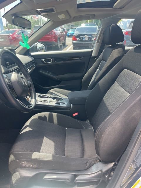 Used 2023 Honda Civic EX image 5