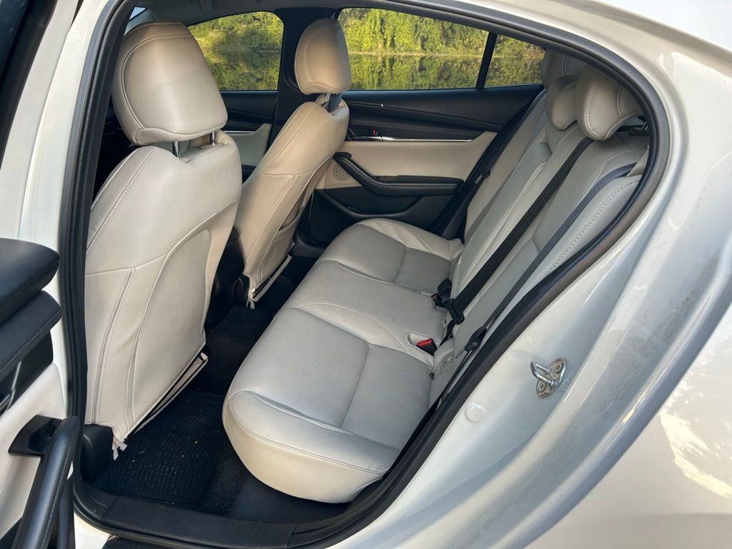 Used 2023 MAZDA MAZDA3 s image 13