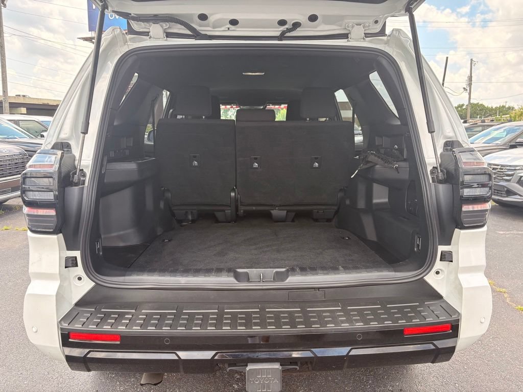 Used 2025 Toyota 4Runner TRD Sport AWD/4WD image 7