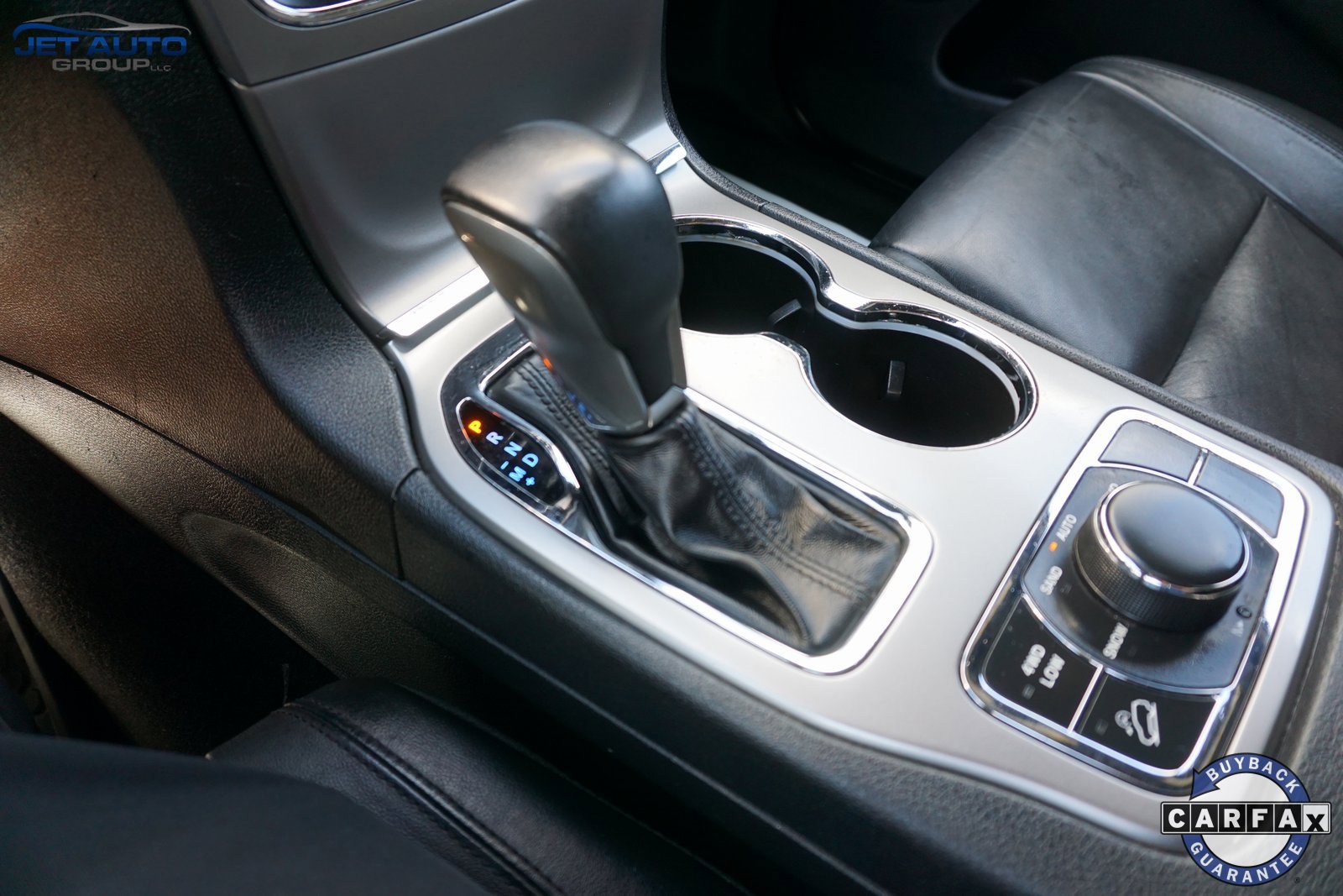 Used 2018 Jeep Grand Cherokee Limited image 38