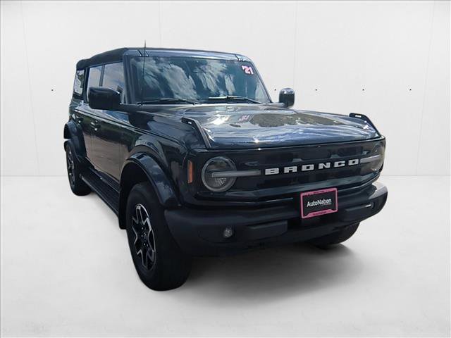 Used 2021 Ford Bronco Outer Banks image 3