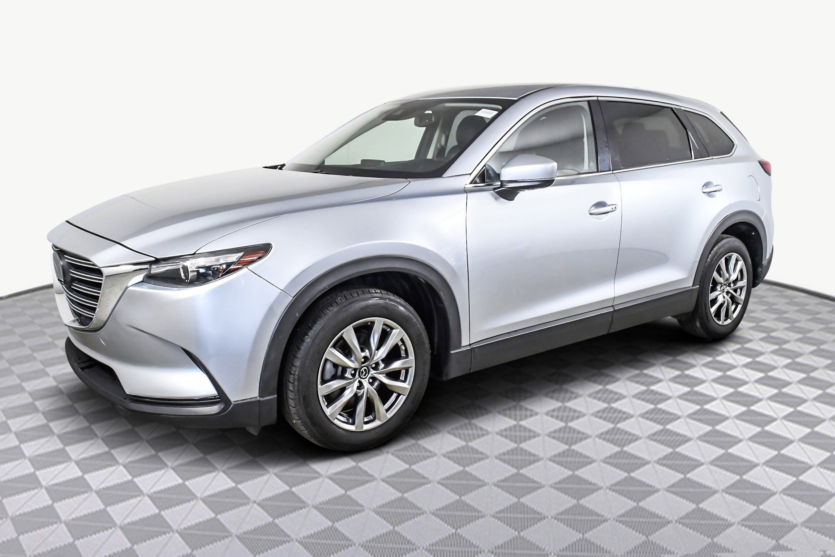 Used 2018 MAZDA CX-9 Touring image 4