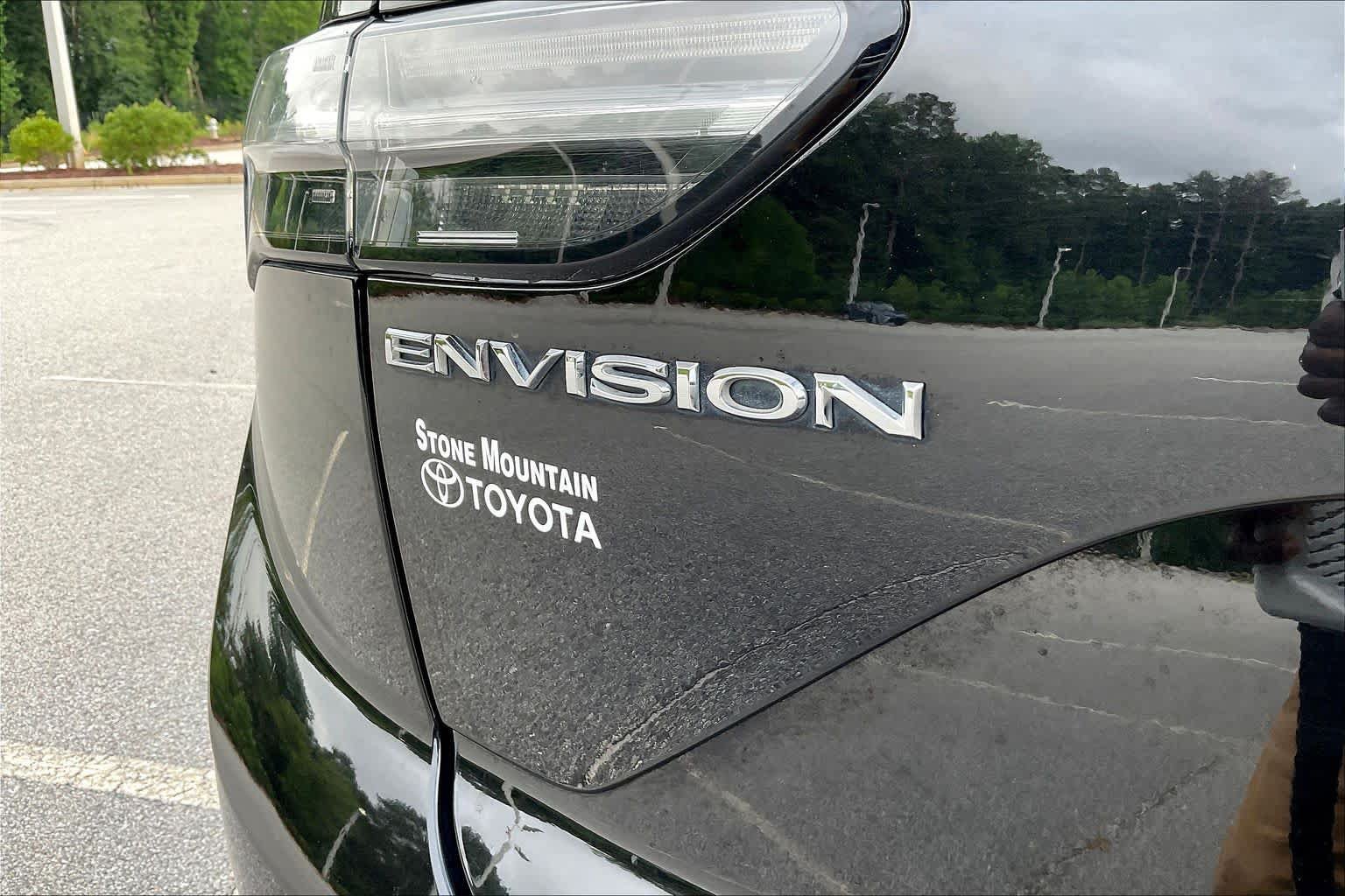 Used 2022 Buick Envision Avenir w/ Technology Package II FWD image 19
