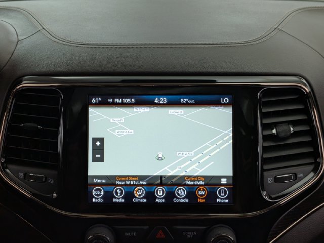 Used 2019 Jeep Grand Cherokee Summit AWD/4WD image 30