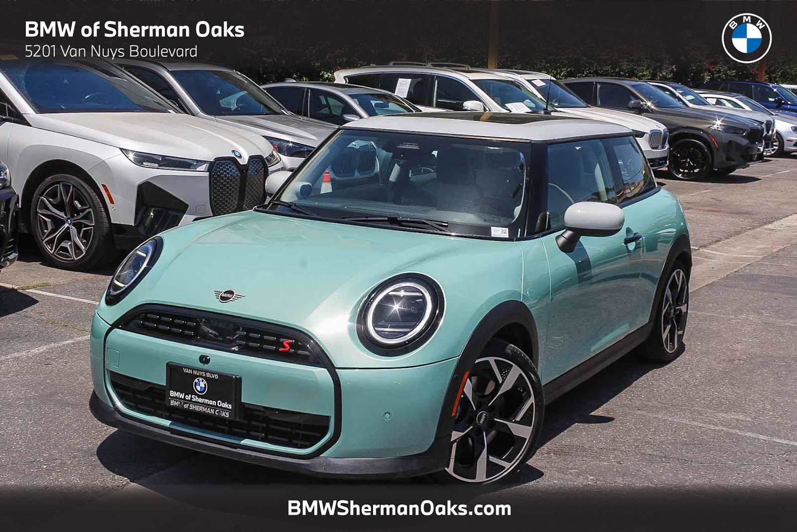 Used 2025 MINI Cooper S FWD video 1