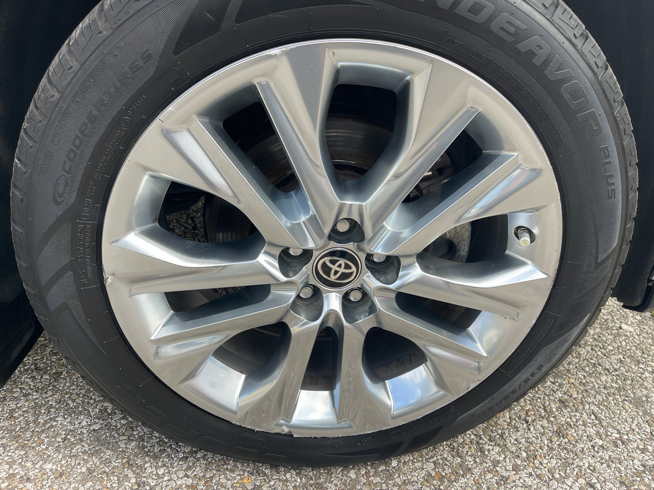 Used 2021 Toyota Highlander Limited image 13