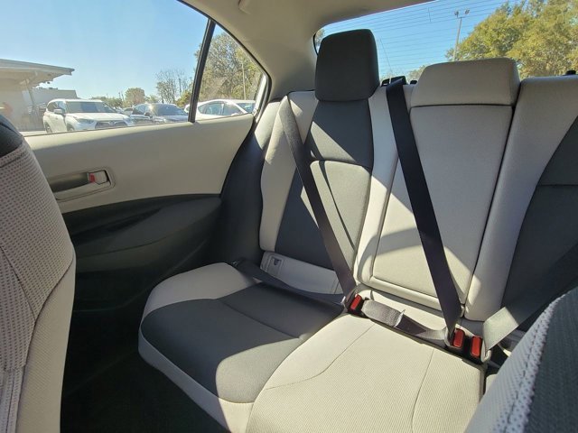 Used 2026 Toyota Corolla LE image 4