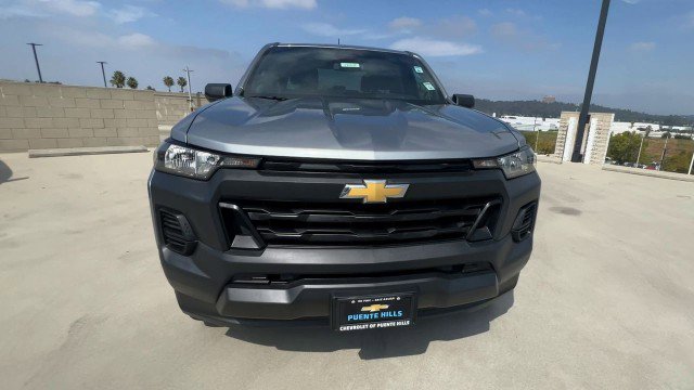 Used 2024 Chevrolet Colorado W/T image 3