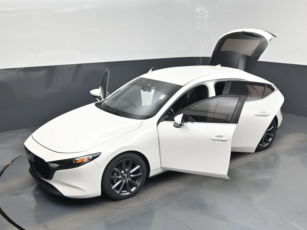 Used 2019 MAZDA MAZDA3 Hatchback w/ Preferred Package image 20