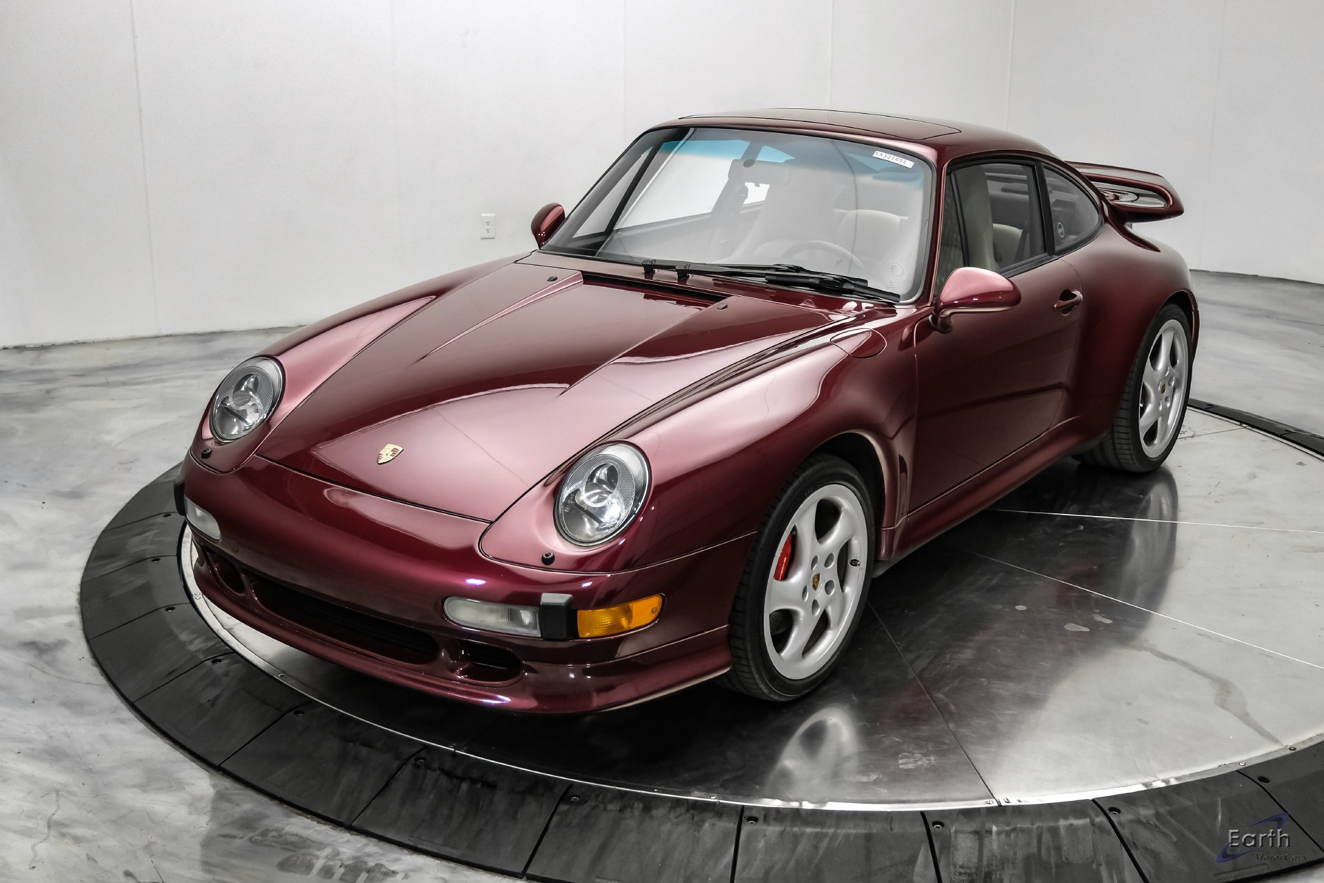 Used 1997 Porsche 911 Carrera 4S AWD/4WD image 7