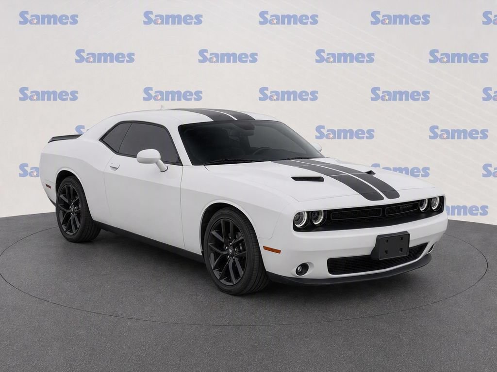 Used 2022 Dodge Challenger SXT w/ Plus Package RWD image 1