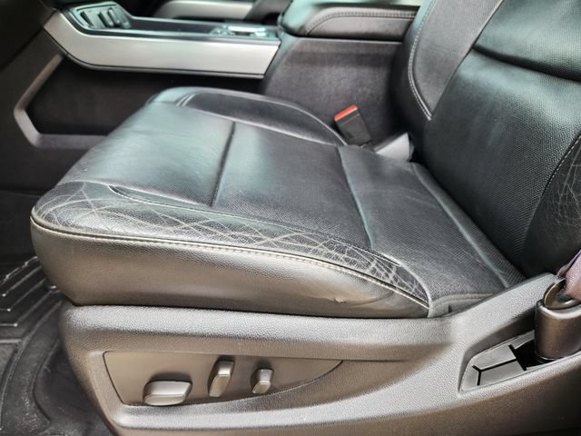 Used 2015 Chevrolet Silverado 1500 LTZ Z71 w/ LTZ Plus Package AWD/4WD image 27