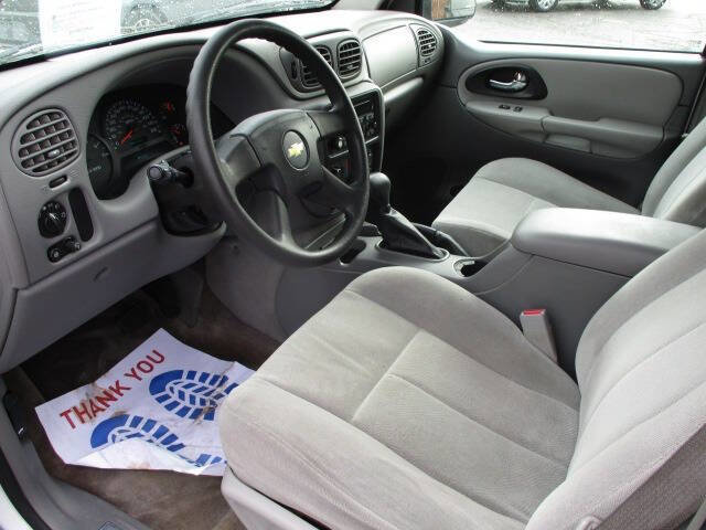 Used 2005 Chevrolet TrailBlazer LS w/ LS Preferred Equipment Group image 13