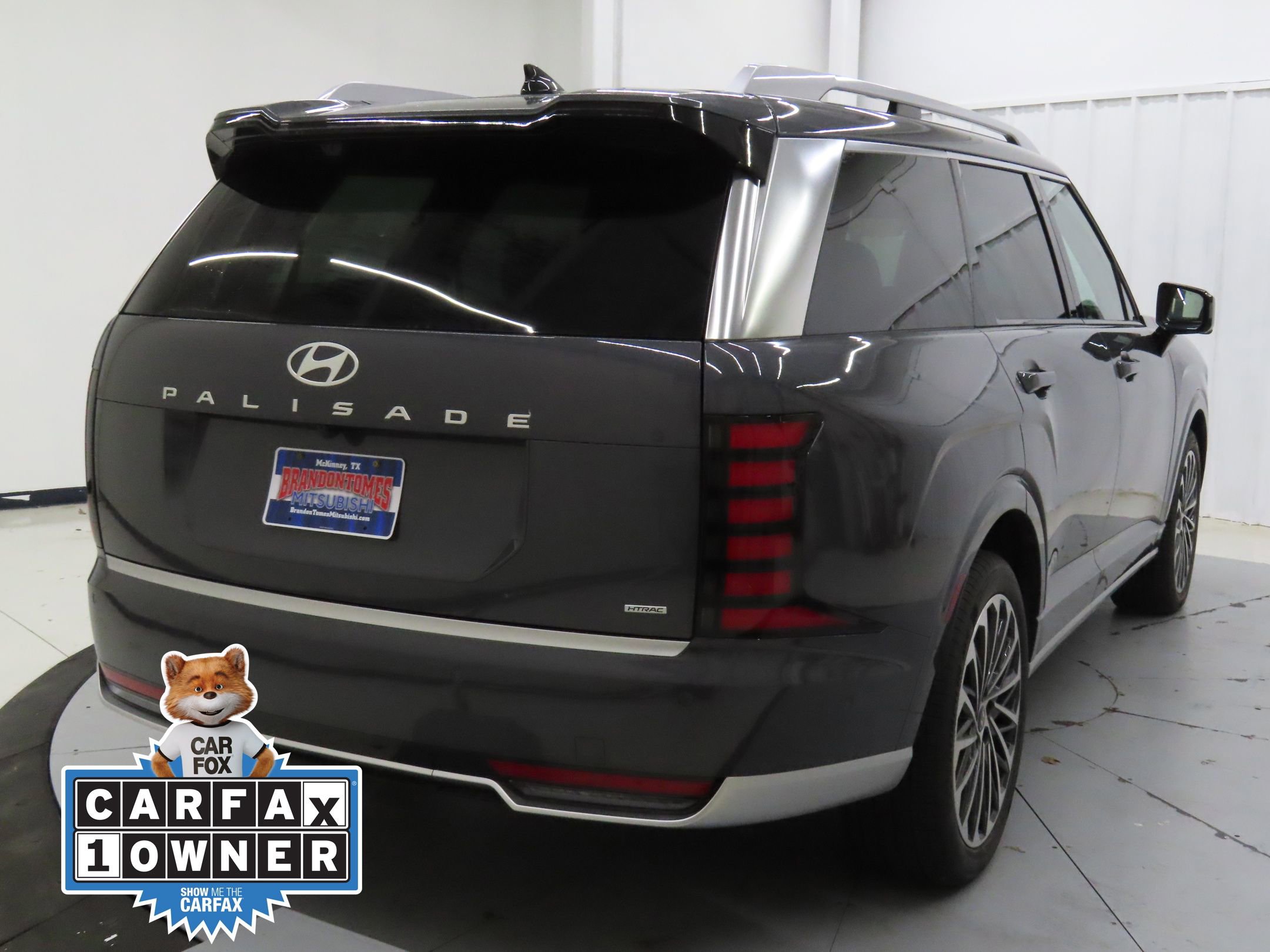 Used 2026 Hyundai Palisade Calligraphy image 3